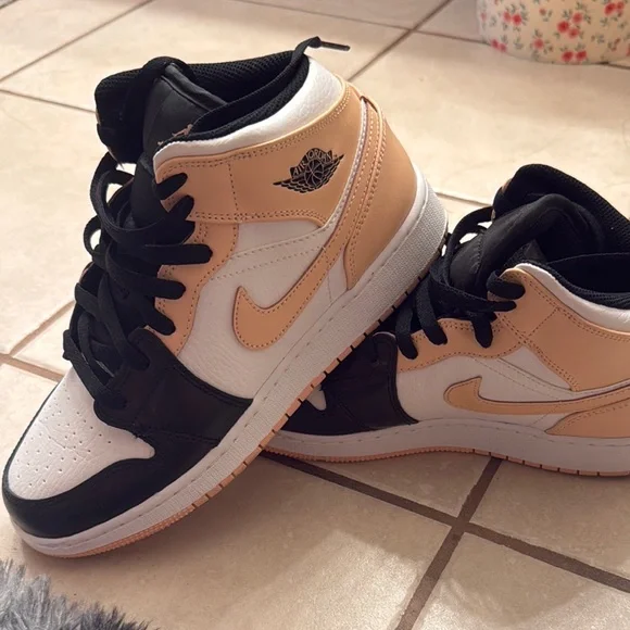 Nike | Shoes | Nike Air Jordan Mid Sneakers Black White  display picture 1